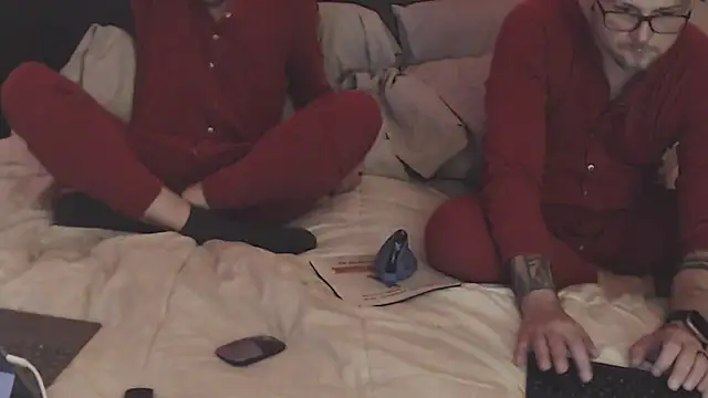 Snapshot of weknowourworth6999 chatting on 10.02.25 weknowourworth6999 online show from 10.02.25