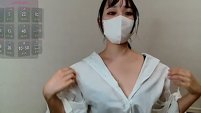 Snapshot of chaosproject chatting on 09.19.25 chaosproject online show from 09.19.25