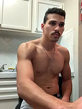 Snapshot of Maikolsalami2 chatting on 11.09.25 Maikolsalami2 online show from 11.09.25