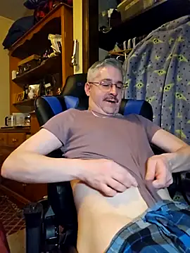 Snapshot of smooothbb chatting on 03.20.25 smooothbb online show from 03.20.25