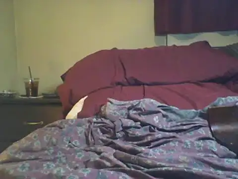 Snapshot of smooothbb chatting on 03.22.25 smooothbb online show from 03.22.25