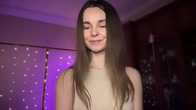 Snapshot of lanaloulou chatting on 03.23.25 lanaloulou online show from 03.23.25