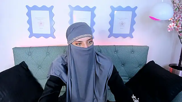 Snapshot of salma_arabicc chatting on 03.22.25 salma arabicc online show from 03.22.25