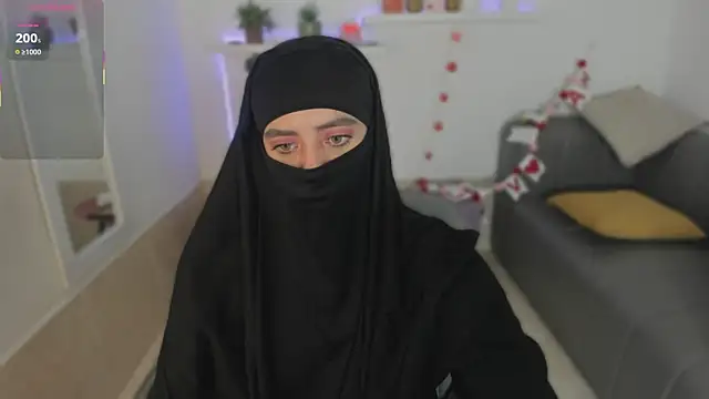 Snapshot of salma_arabicc chatting on 09.19.25 salma arabicc online show from 09.19.25