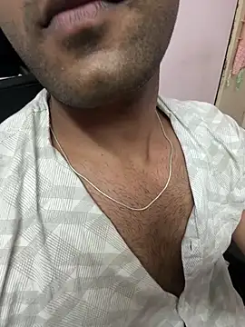 Snapshot of Aarush_1 chatting on 03.08.25 Aarush 1 online show from 03.08.25