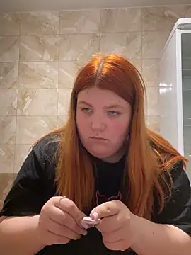 Snapshot of Dreamy_Desire chatting on 03.17.25 Dreamy Desire online show from 03.17.25