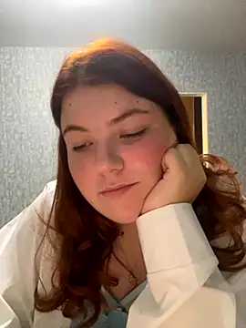 Snapshot of Dreamy_Desire chatting on 10.13.25 Dreamy Desire online show from 10.13.25