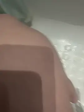 Snapshot of chrisssssss24 chatting on 03.07.25 chrisssssss24 online show from 03.07.25