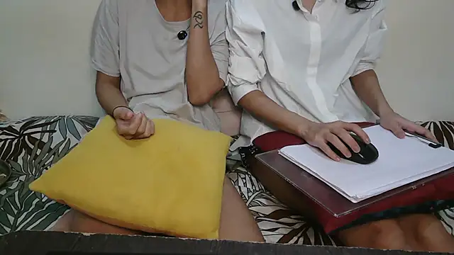 Snapshot of NaughtyThrouple007 chatting on 09.26.25 NaughtyThrouple007 online show from 09.26.25