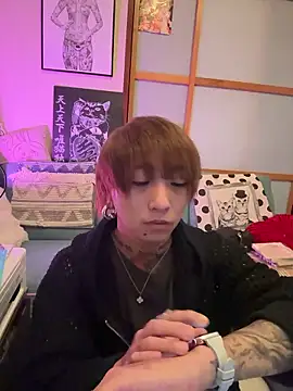 Snapshot of ryokunero chatting on 09.10.25 ryokunero online show from 09.10.25