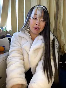 Snapshot of VictoriaGerard_Pink chatting on 10.01.25 VictoriaGerard Pink online show from 10.01.25