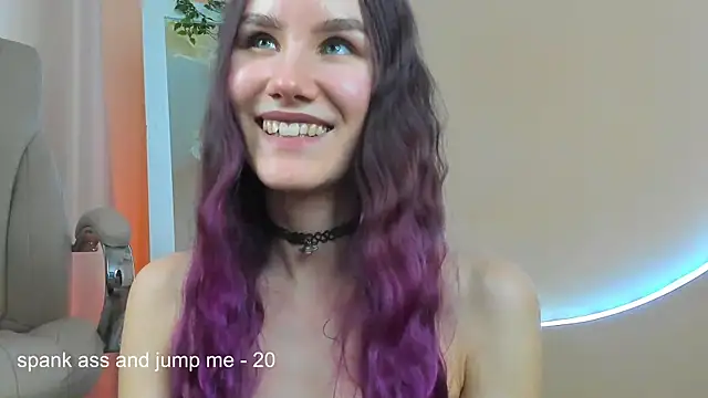 Snapshot of Clare__Florence chatting on 03.11.25 Clare Florence online show from 03.11.25