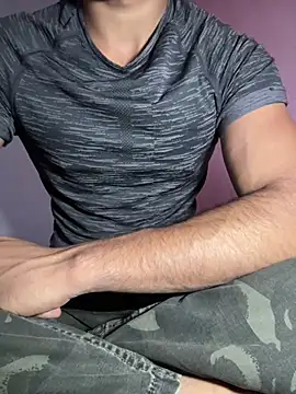 Snapshot of HARSHHU01 chatting on 03.18.25 HARSHHU01 online show from 03.18.25