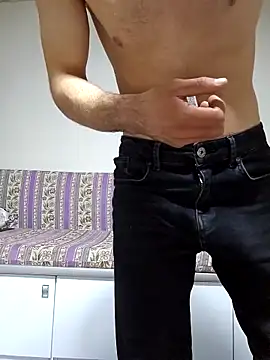 Snapshot of Thunderbolt121 chatting on 10.29.25 Thunderbolt121 online show from 10.29.25