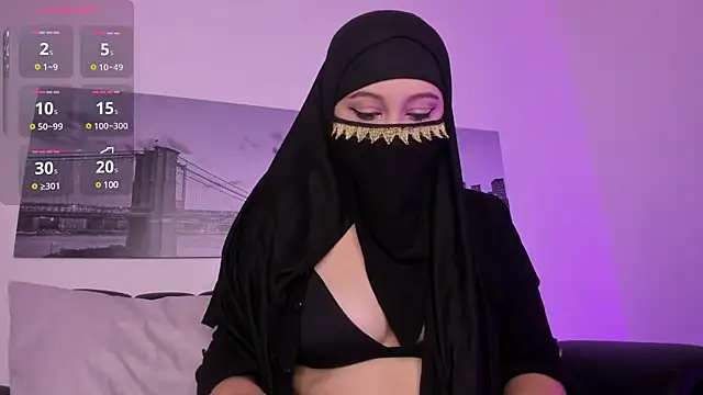 Snapshot of Leila_Saadi chatting on 03.21.25 Leila Saadi online show from 03.21.25