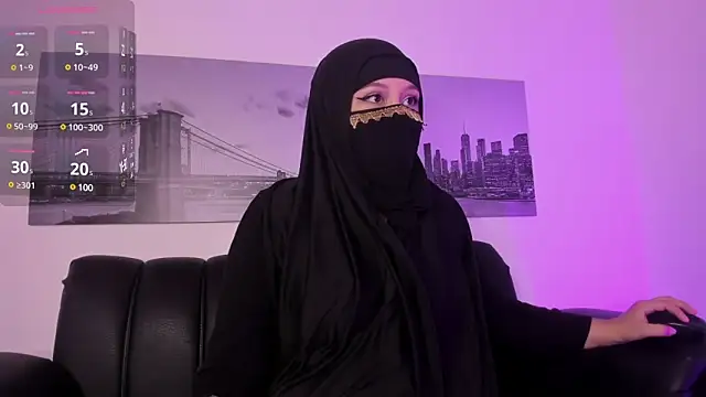 Snapshot of Leila_Saadi chatting on 03.22.25 Leila Saadi online show from 03.22.25