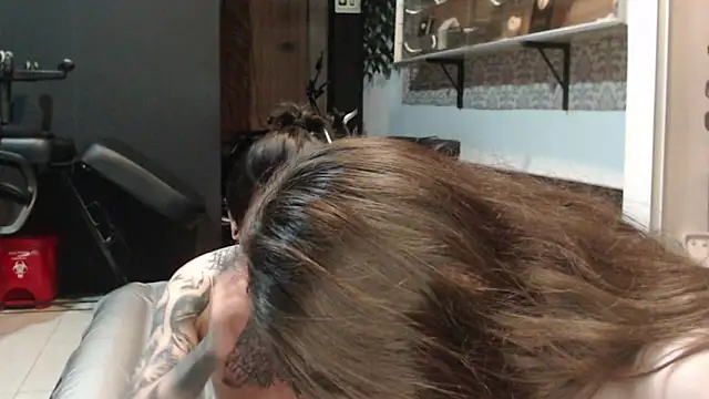 Snapshot of Alucard-Carmila chatting on 09.27.25 Alucard-Carmila online show from 09.27.25