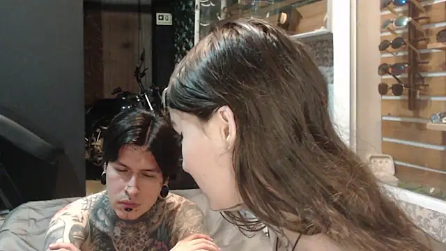 Snapshot of Alucard-Carmila chatting on 10.19.25 Alucard-Carmila online show from 10.19.25