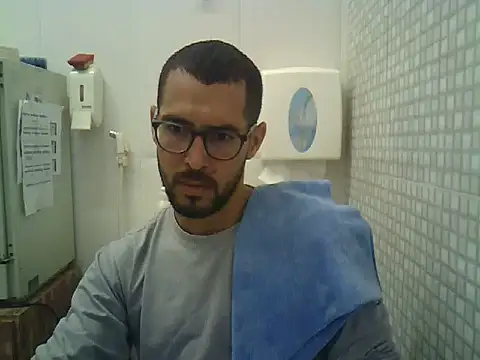 Snapshot of pdasgyn chatting on 09.22.25 pdasgyn online show from 09.22.25