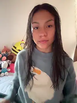 Snapshot of -Selene- chatting on 10.10.25 -Selene- online show from 10.10.25