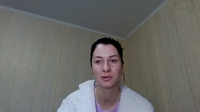 Snapshot of _Black-Panther_ chatting on 09.13.25  Black-Panther  online show from 09.13.25