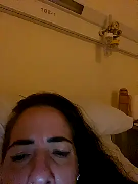 Snapshot of Ginevra_75 chatting on 09.21.25 Ginevra 75 online show from 09.21.25