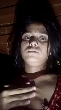 Snapshot of Ayeshaji chatting on 03.22.25 Ayeshaji online show from 03.22.25