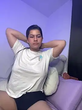 Snapshot of Saanvi21 chatting on 03.23.25 Saanvi21 online show from 03.23.25