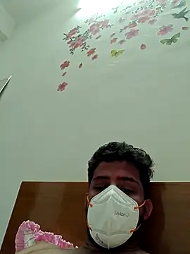 Snapshot of nickjones698 chatting on 03.14.25 nickjones698 online show from 03.14.25