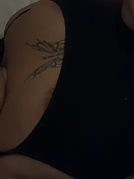 Snapshot of mariabootyyy chatting on 10.14.25 mariabootyyy online show from 10.14.25