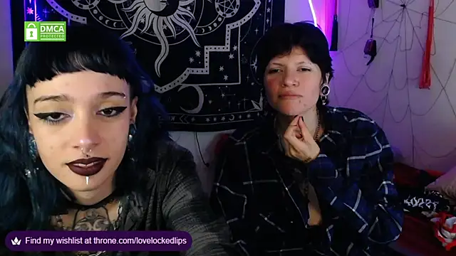 lovelockedlips online show from 10.18.25