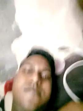 Snapshot of vikesh05 chatting on 09.20.25 vikesh05 online show from 09.20.25