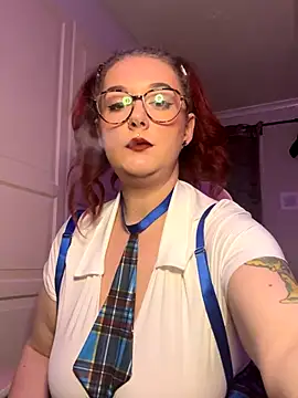 Snapshot of Ms_Lunar-Lust chatting on 10.26.25 Ms Lunar-Lust online show from 10.26.25