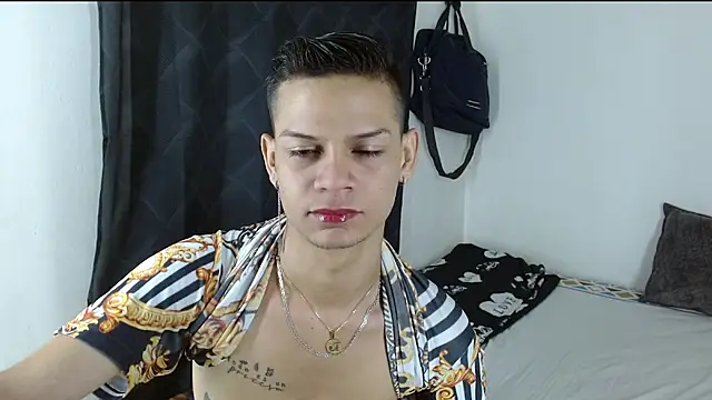 axce1 boy24 online show from 10.08.25