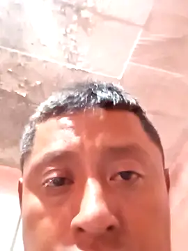 Snapshot of luuiss12 chatting on 09.27.25 luuiss12 online show from 09.27.25