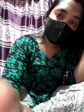 Snapshot of Rubaiya1 chatting on 09.20.25 Rubaiya1 online show from 09.20.25