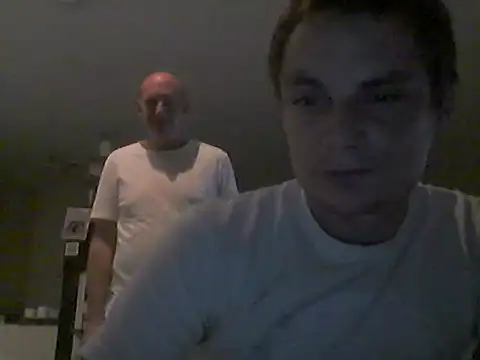 Snapshot of kenniiiyyy chatting on 10.01.25 kenniiiyyy online show from 10.01.25