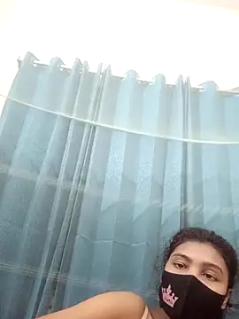 Snapshot of Tamanna490 chatting on 10.07.25 Tamanna490 online show from 10.07.25