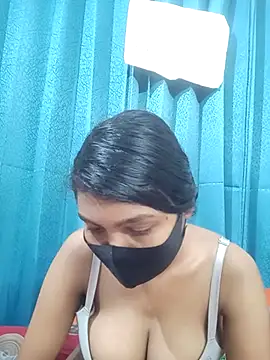 Snapshot of Tamanna490 chatting on 10.15.25 Tamanna490 online show from 10.15.25