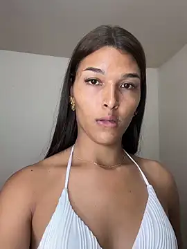 Snapshot of love_megann chatting on 11.16.25 love megann online show from 11.16.25