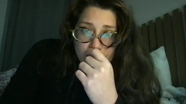 Snapshot of Meowkillah13 chatting on 11.13.25 Meowkillah13 online show from 11.13.25