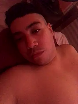 Snapshot of Paulo199117 chatting on 10.13.25 Paulo199117 online show from 10.13.25