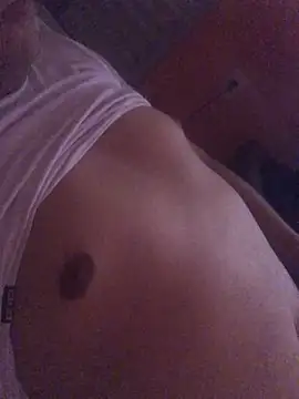 Snapshot of Paulo199117 chatting on 10.31.25 Paulo199117 online show from 10.31.25