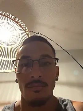 Snapshot of tanjir020 chatting on 09.16.25 tanjir020 online show from 09.16.25