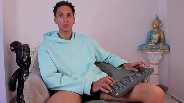 Snapshot of CamiiloRivera chatting on 09.26.25 CamiiloRivera online show from 09.26.25