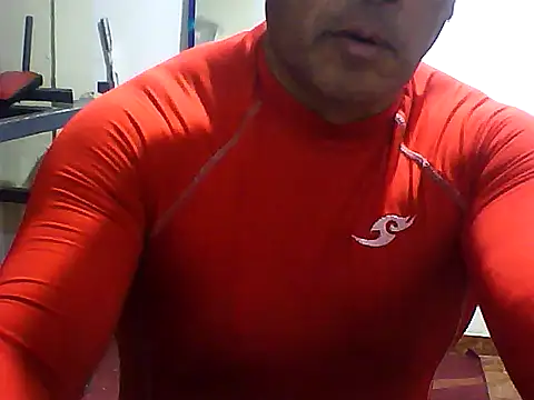 Snapshot of sexigym35 chatting on 09.22.25 sexigym35 online show from 09.22.25