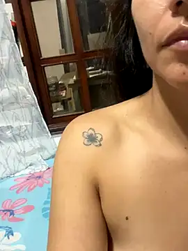 Snapshot of Huitaca_ chatting on 10.16.25 Huitaca  online show from 10.16.25