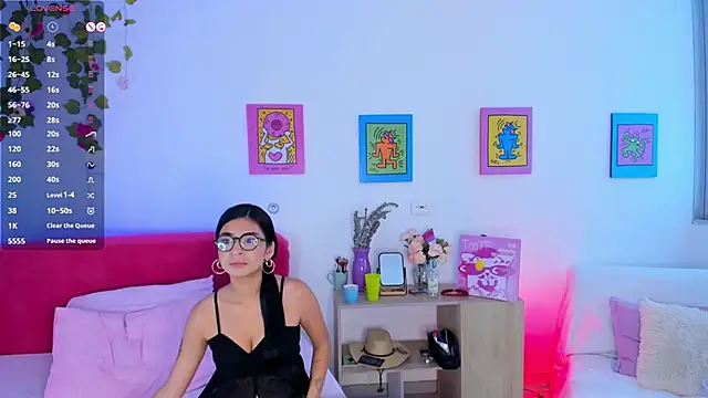 Snapshot of AprilAddams_ chatting on 09.16.25 AprilAddams online show from 09.16.25