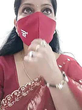 Snapshot of shivani27 chatting on 10.11.25 shivani27 online show from 10.11.25