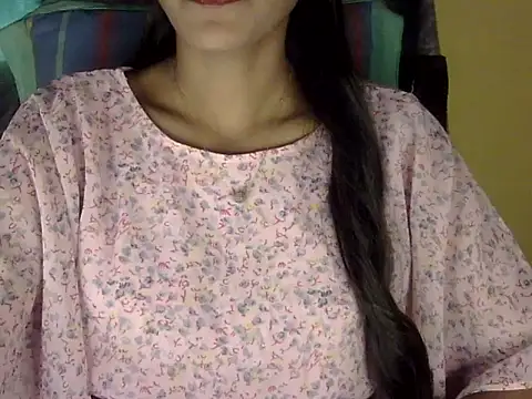 zara Khan0 online show from 10.14.25